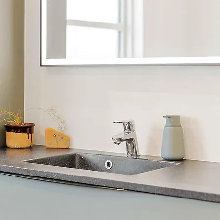 New And Modern With Hot Tub Hébergement de vacances