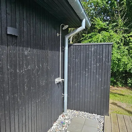 New And Modern With Hot Tub 別荘 Grenå